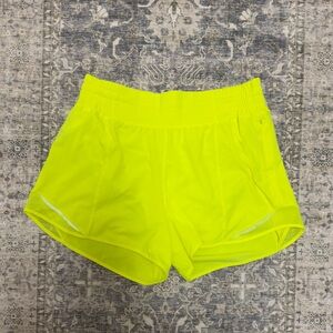 Lululemon Hotty Hot High-Rise Short 4” in Highlight Yellow - Size 8 - Like new